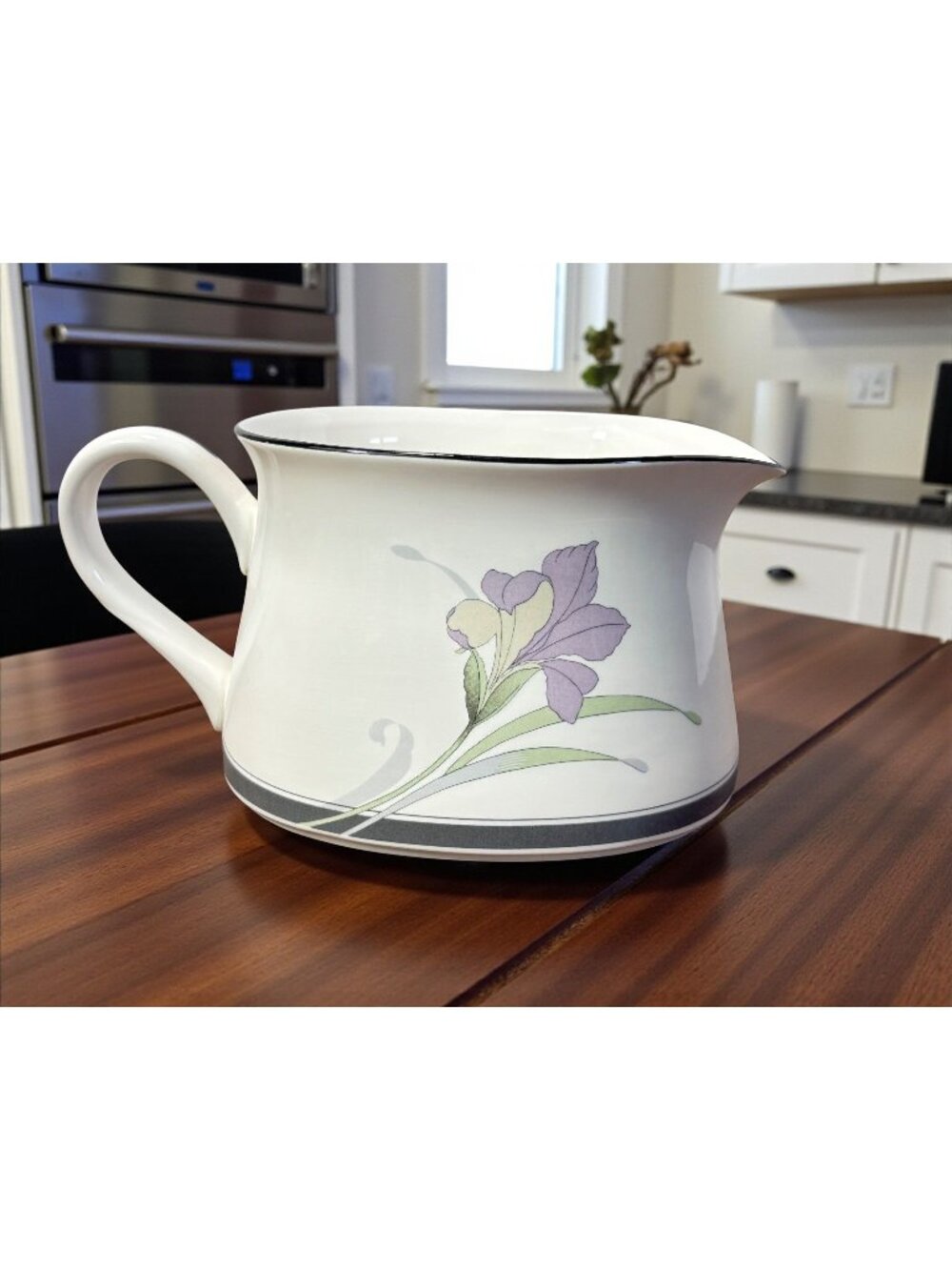 New Decade by Noritake Café Du Soir Gravy Boat Porcelain Floral Vintage 1985
